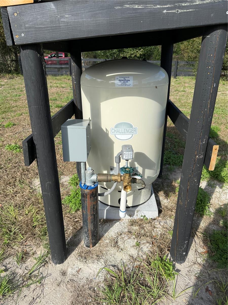 1043 Hazen Rd Property Photo 4