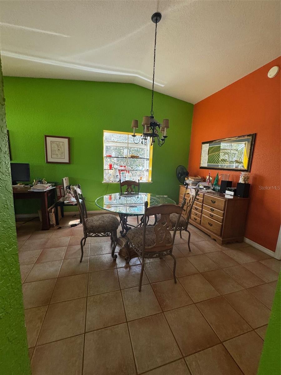 1065 S Massachusetts Ave Property Photo 25