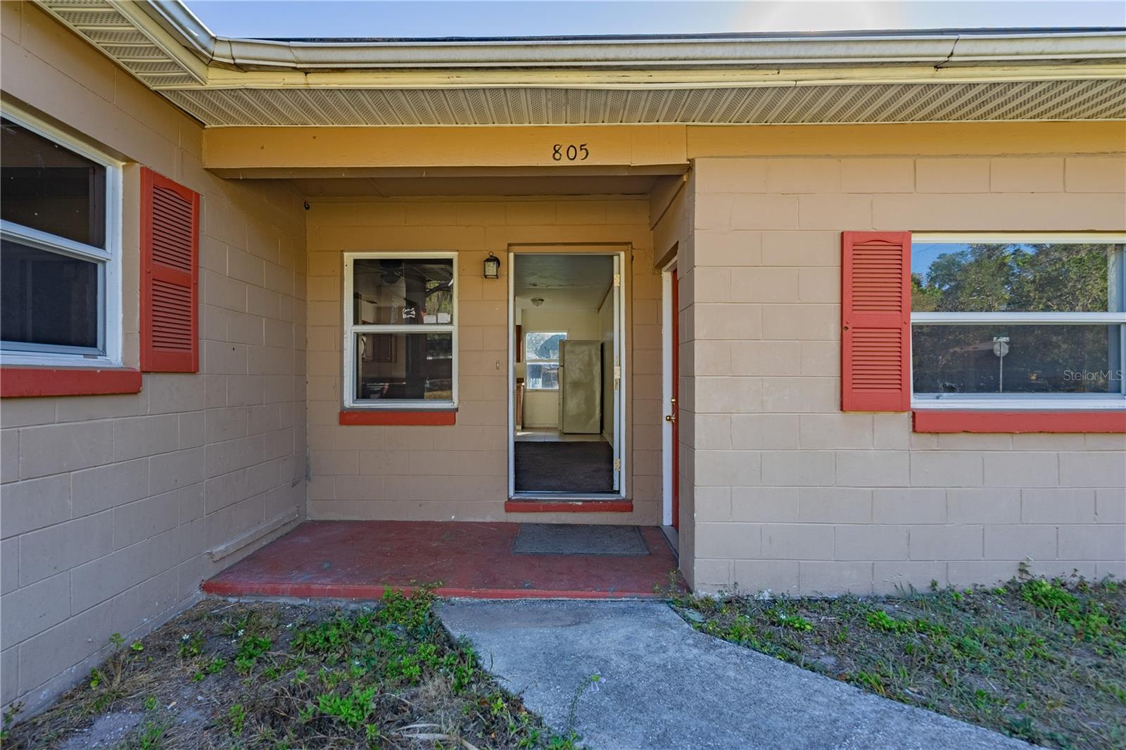 805 S Stone St Property Photo 9