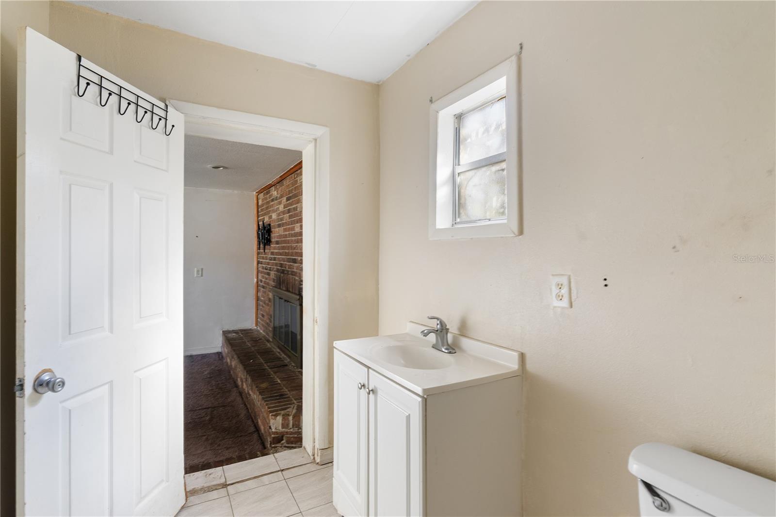 805 S Stone St Property Photo 12