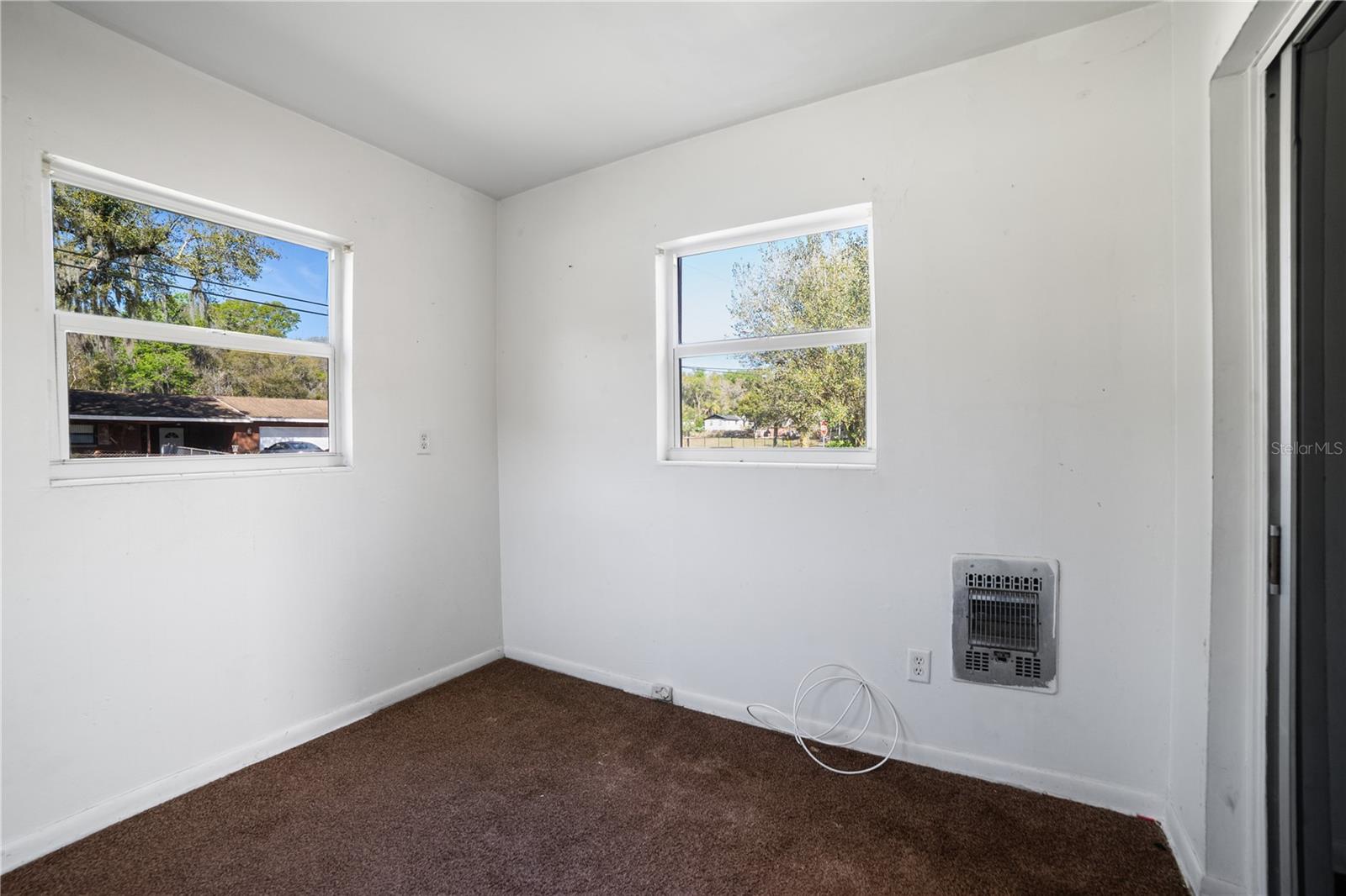 805 S Stone St Property Photo 13
