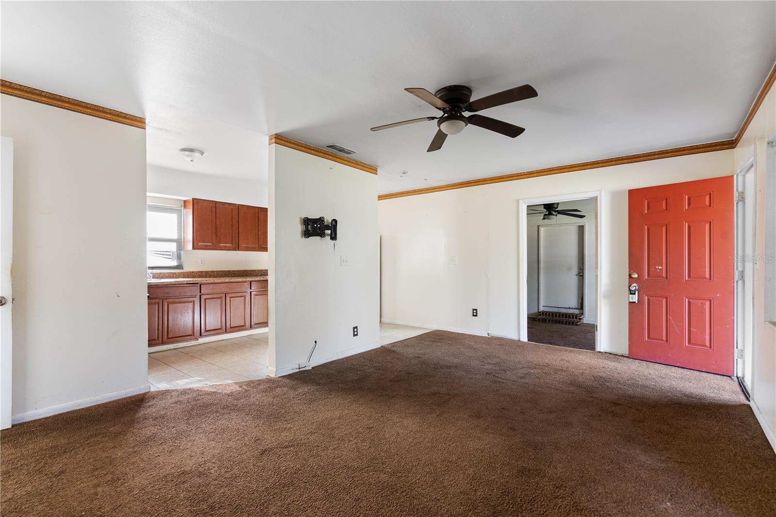 805 S Stone St Property Photo 31