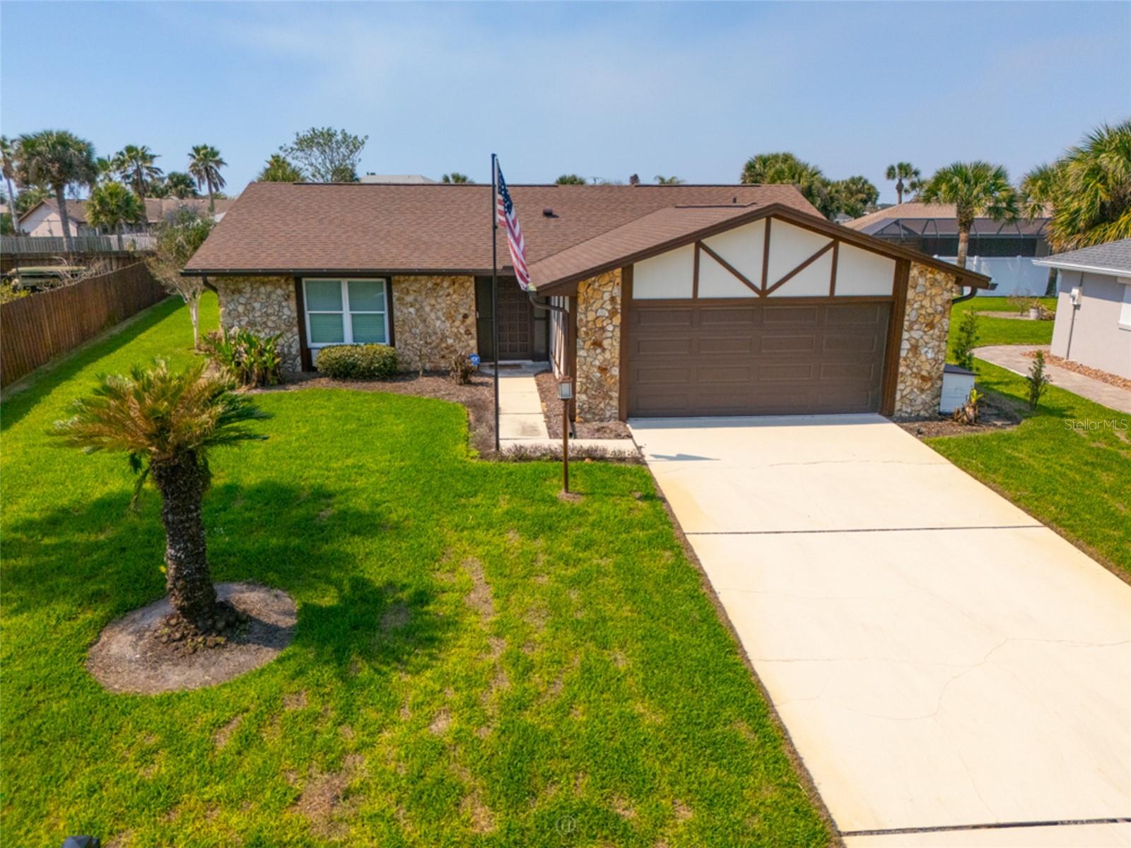 4 Sea Hawk Dr Property Photo 1