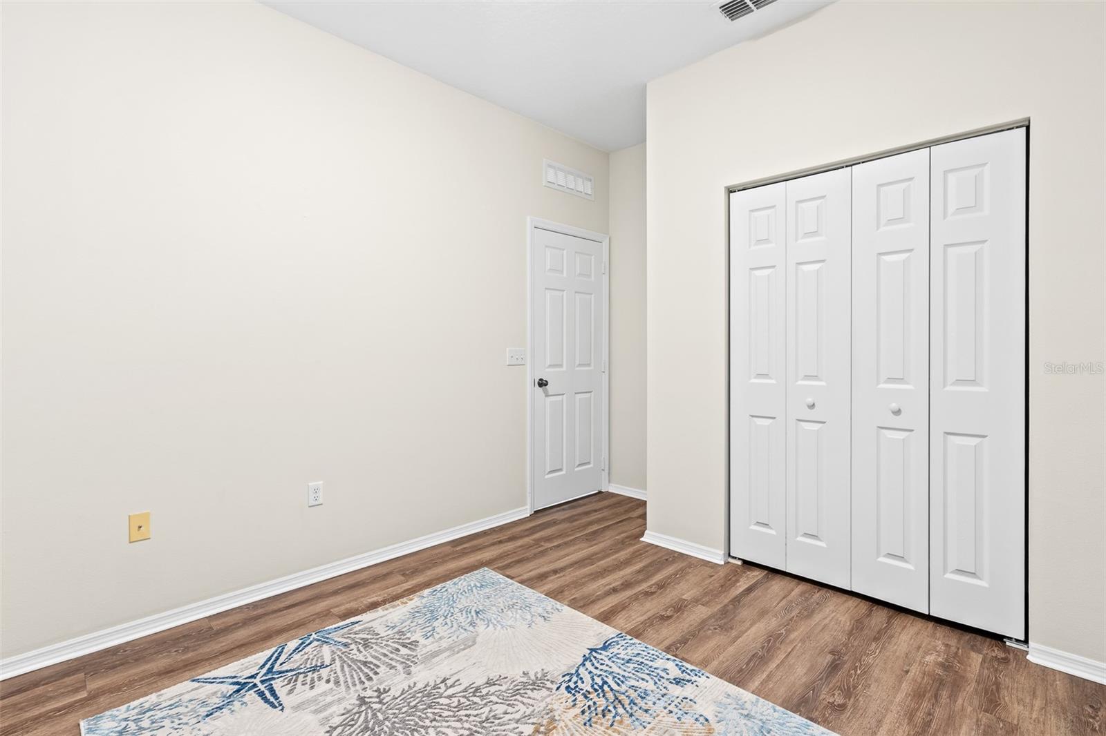 535 Aeolian Dr Property Photo 6