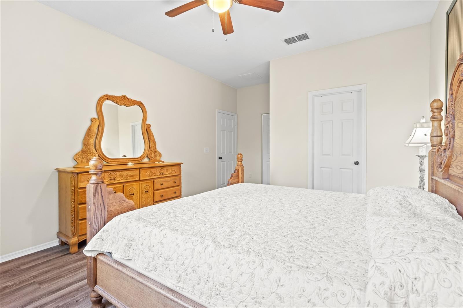 535 Aeolian Dr Property Photo 9