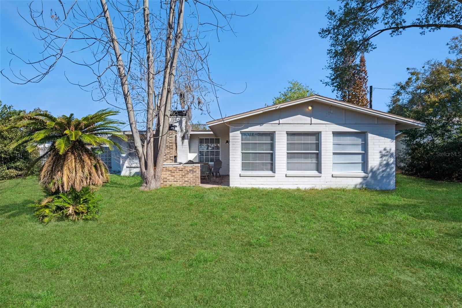 140 E Faith Ter Property Photo 27