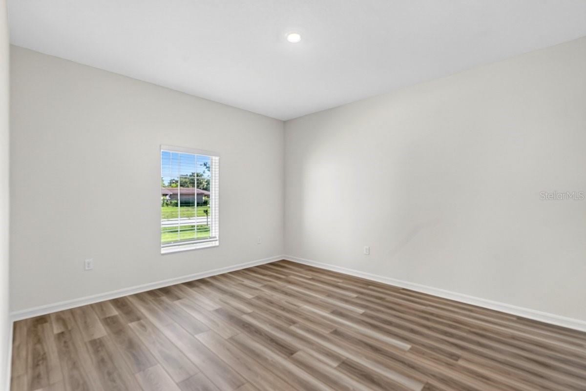 1280 S Seagate Dr Property Photo 12