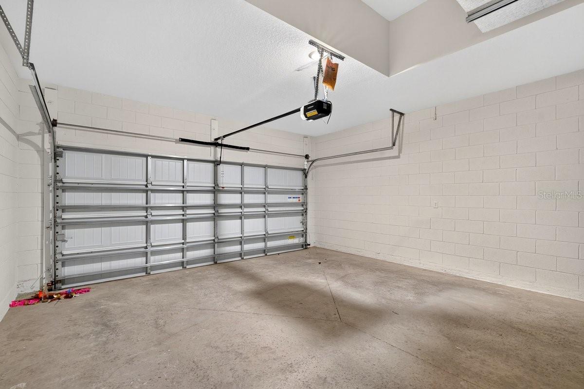 1280 S Seagate Dr Property Photo 44