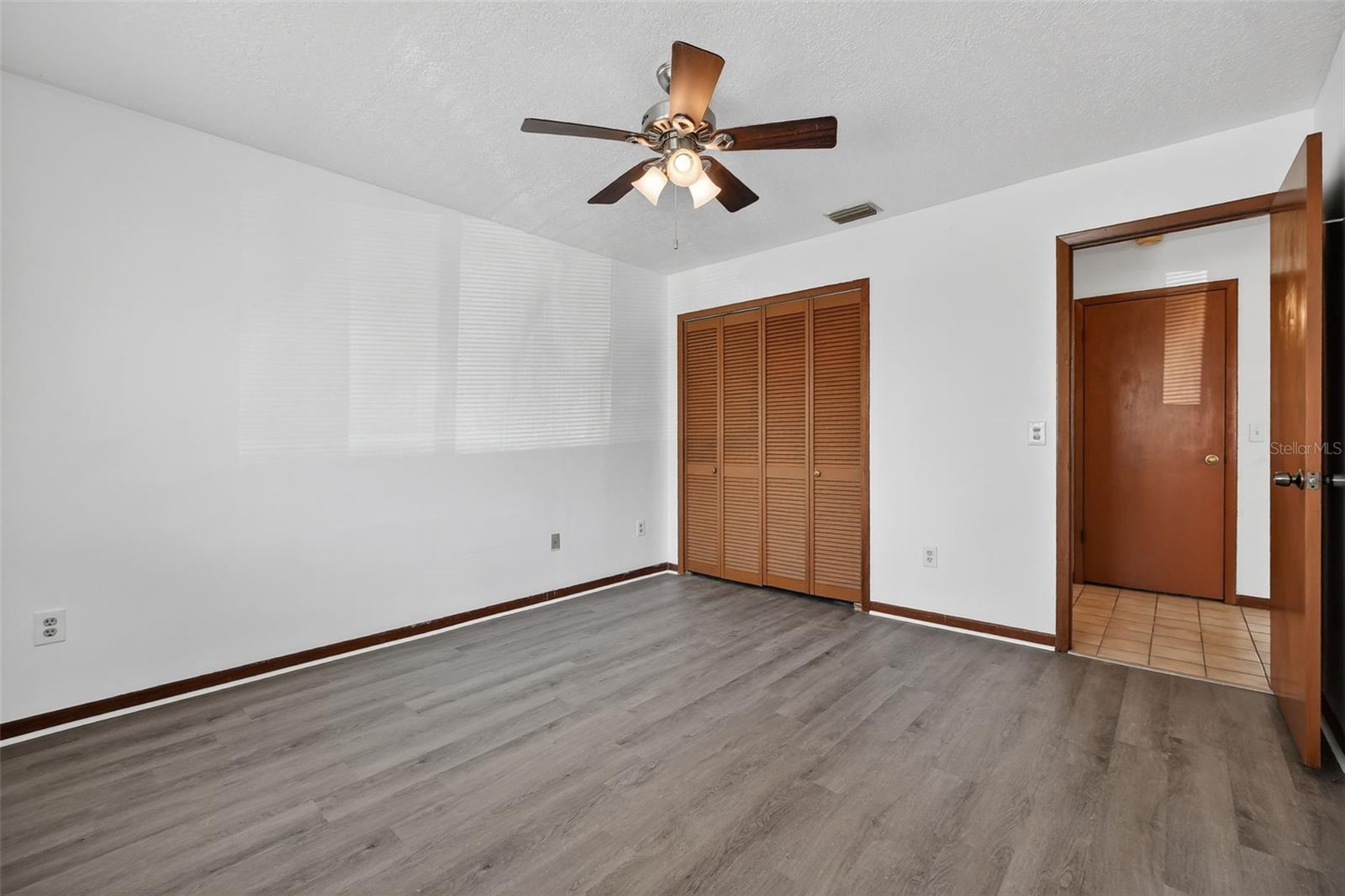3559 Forest Branch Dr #apt E Property Photo 9