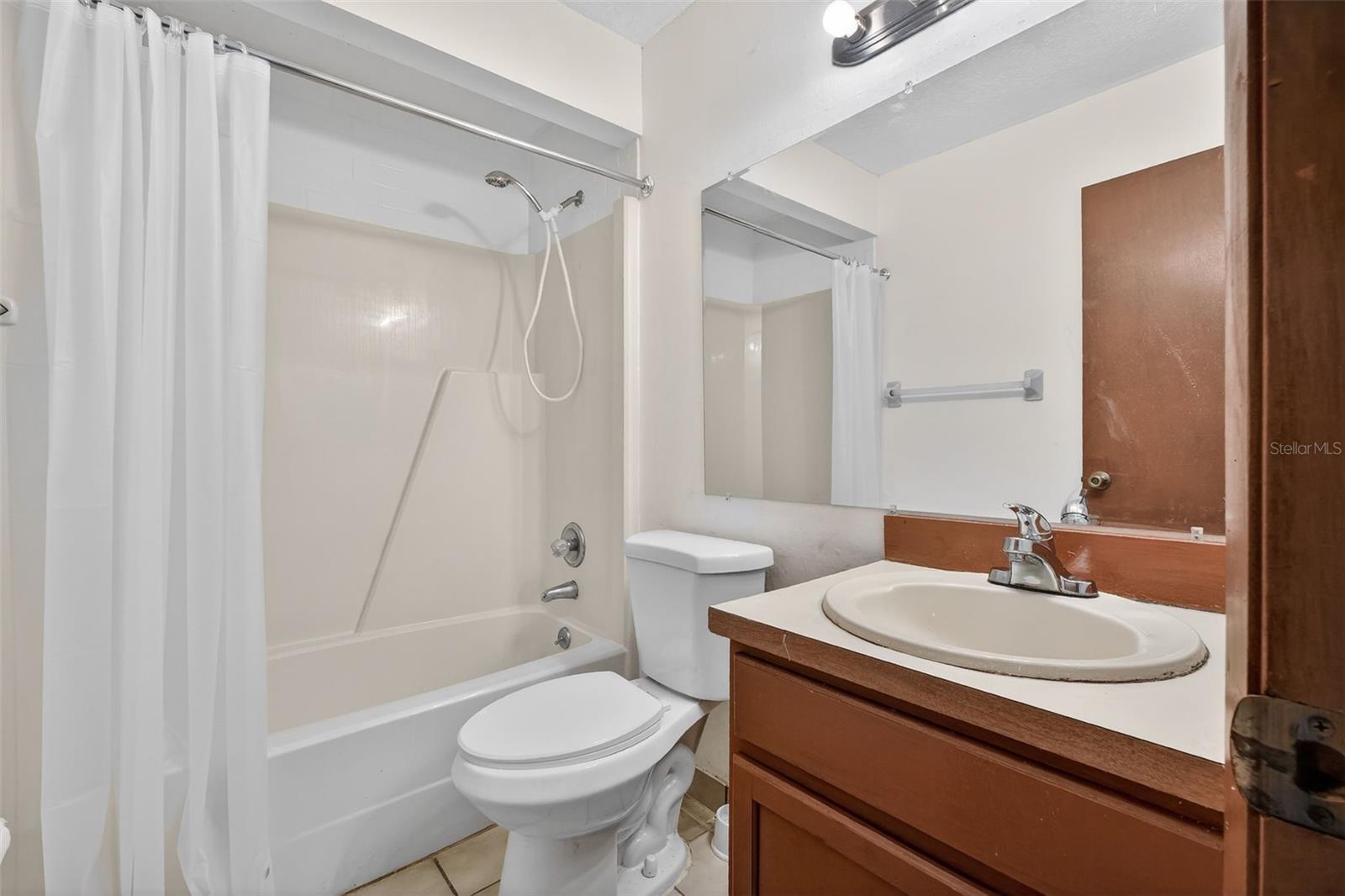 3559 Forest Branch Dr #apt E Property Photo 12
