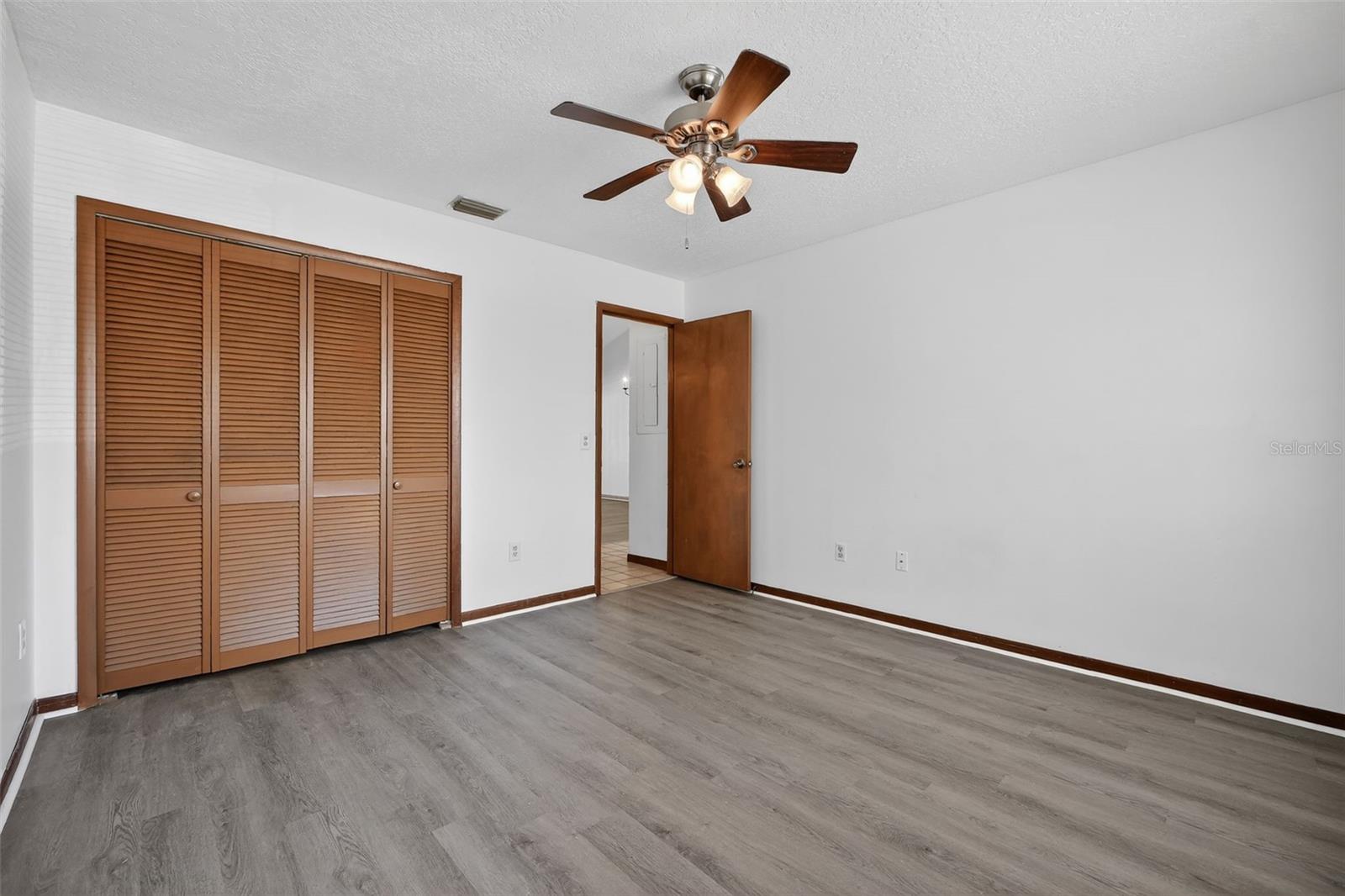 3559 Forest Branch Dr #apt E Property Photo 13