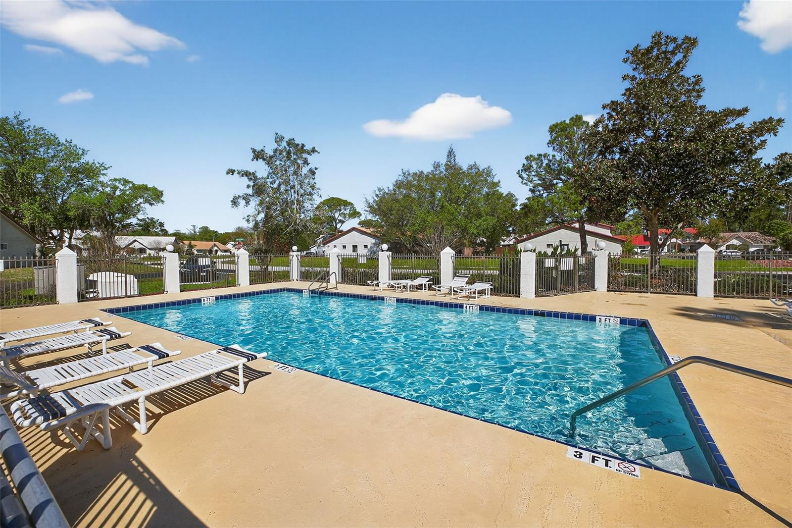3559 Forest Branch Dr #apt E Property Photo 23
