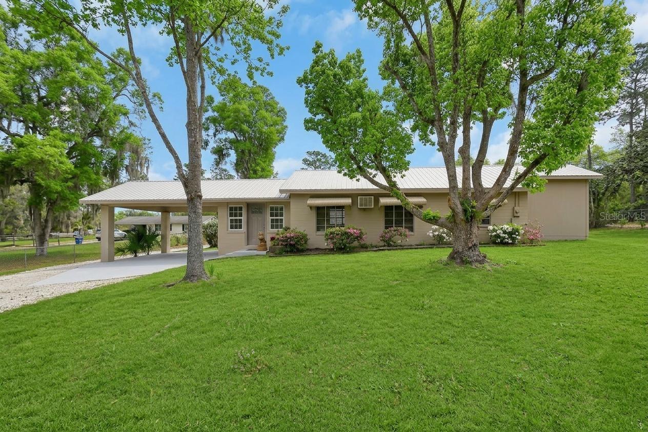 4611 Grand Ave Property Photo 1