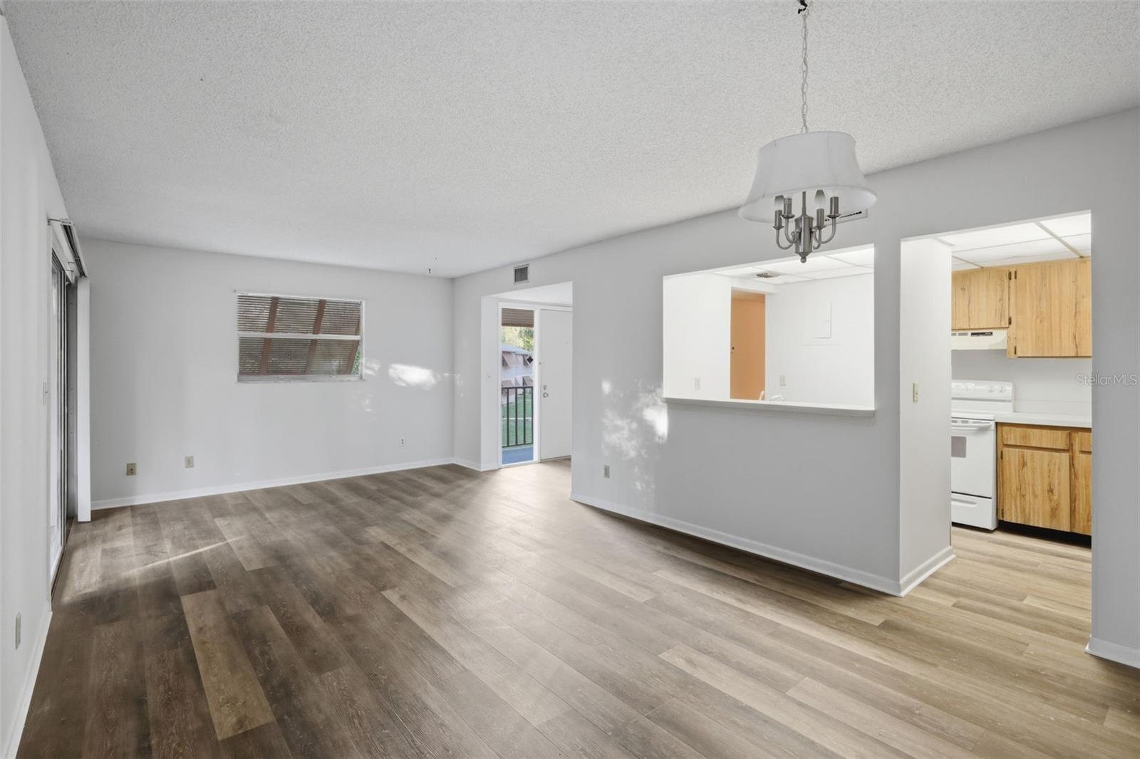 100 Sweetgum Woods Ct #9b Property Photo 7
