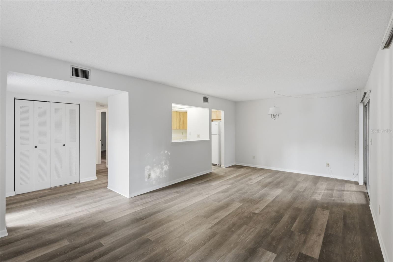 100 Sweetgum Woods Ct #9b Property Photo 9
