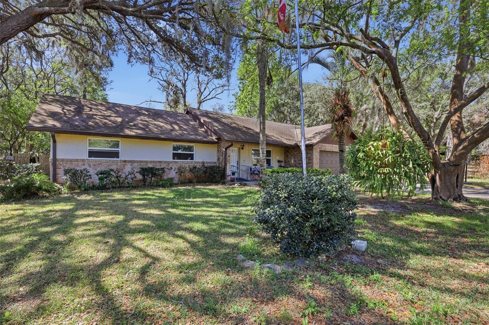 1480 Gaudrey St Property Photo 5