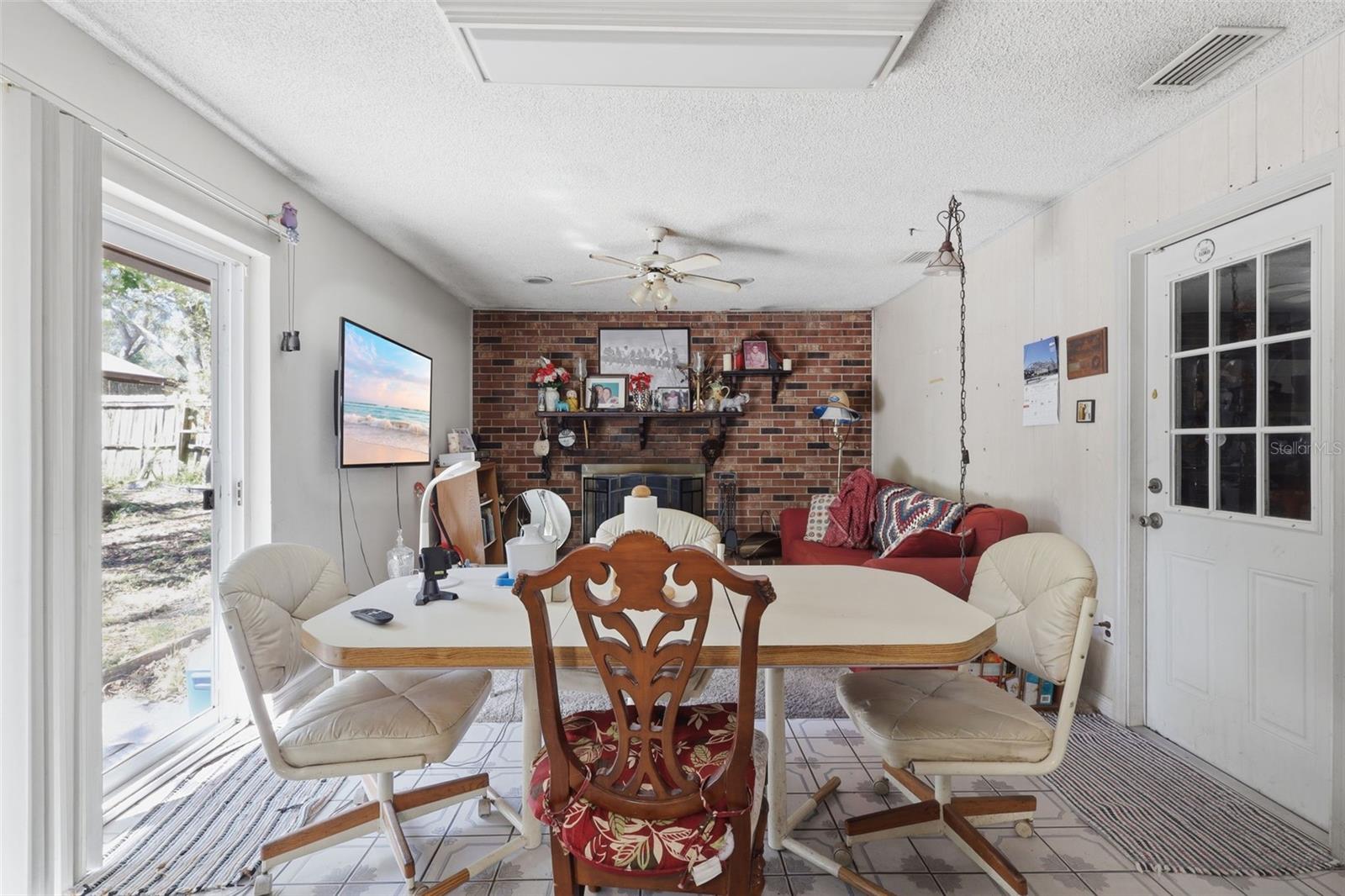 1480 Gaudrey St Property Photo 18