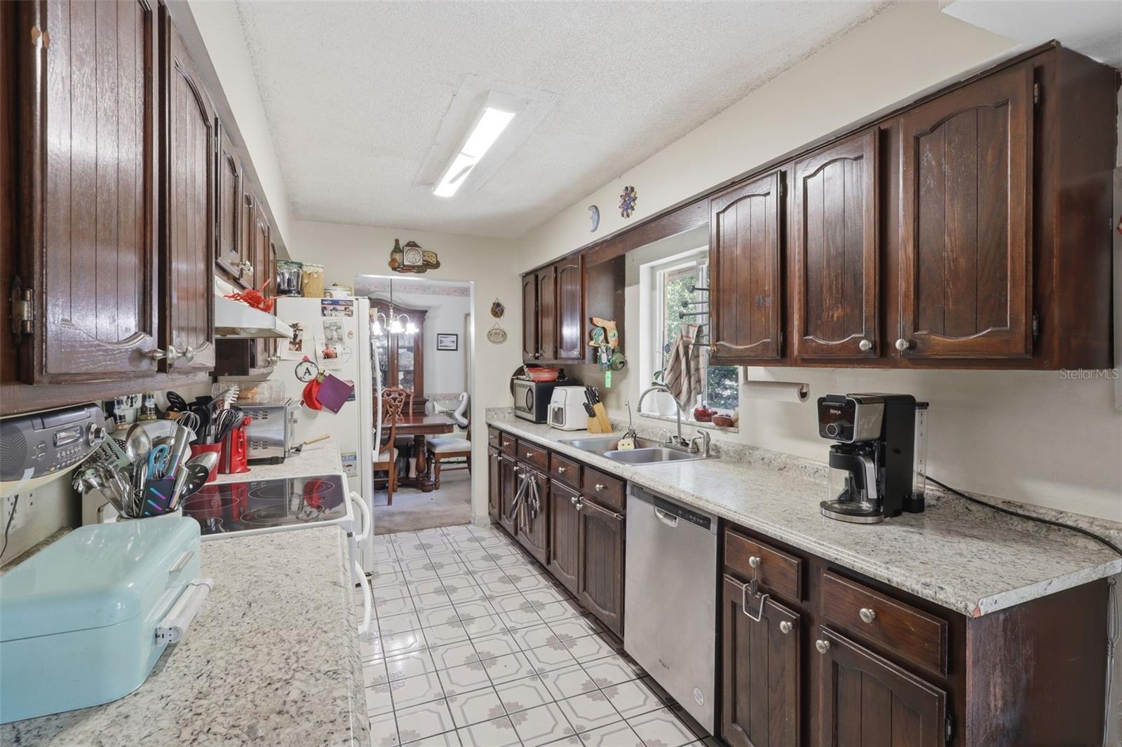 1480 Gaudrey St Property Photo 23