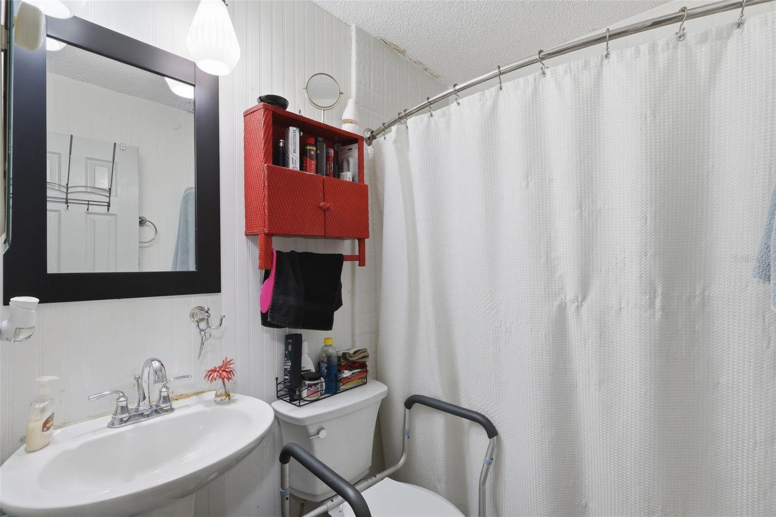 1480 Gaudrey St Property Photo 32