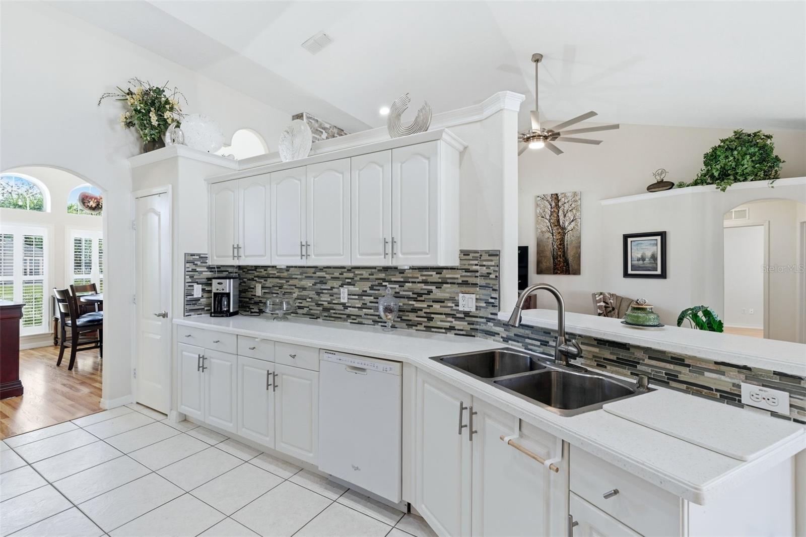 484 Kettering Rd Property Photo 11