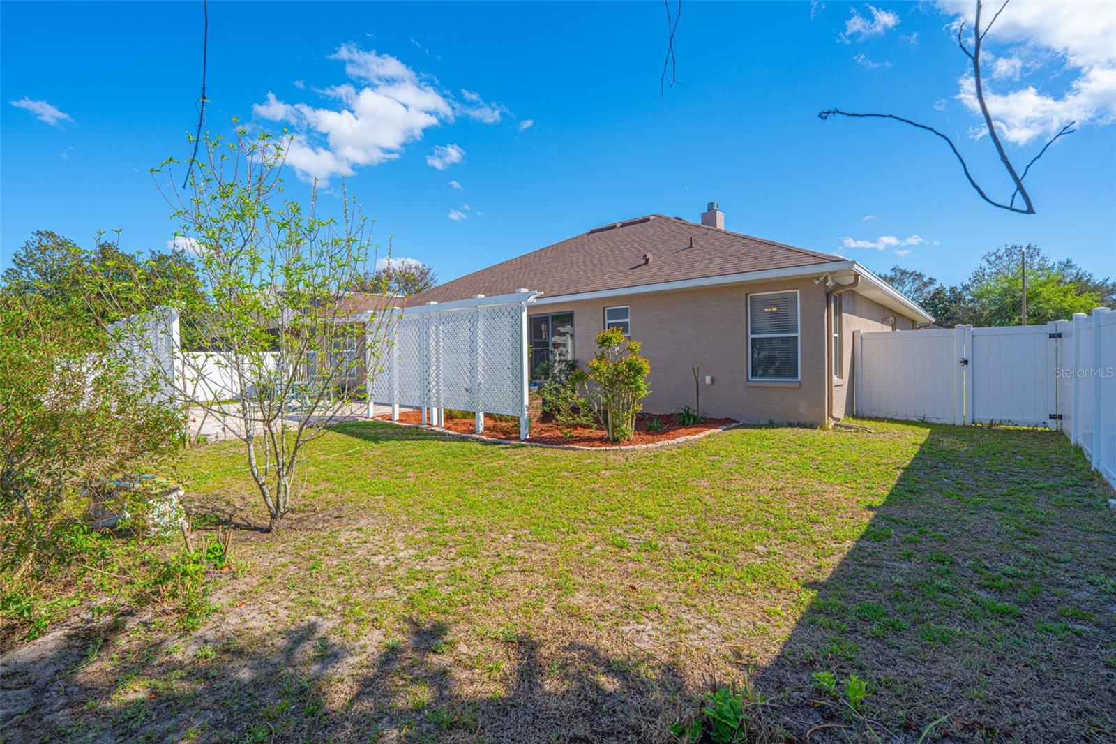 484 Kettering Rd Property Photo 26