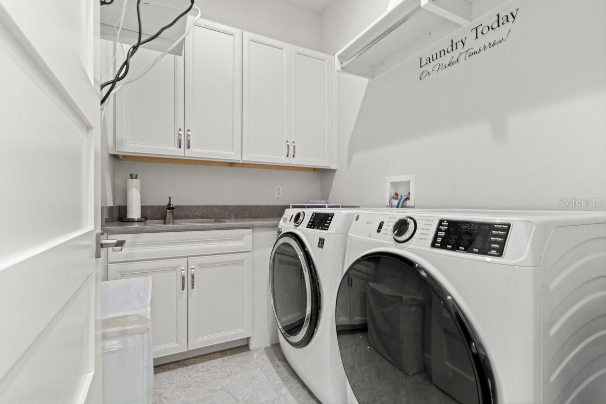 513 Wingspan Dr Property Photo 46