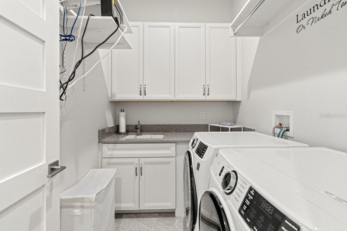 513 Wingspan Dr Property Photo 47