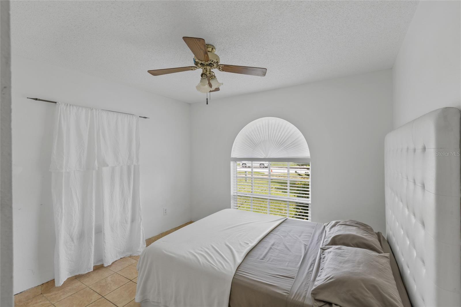 2430 Quail Run Blvd Property Photo 17