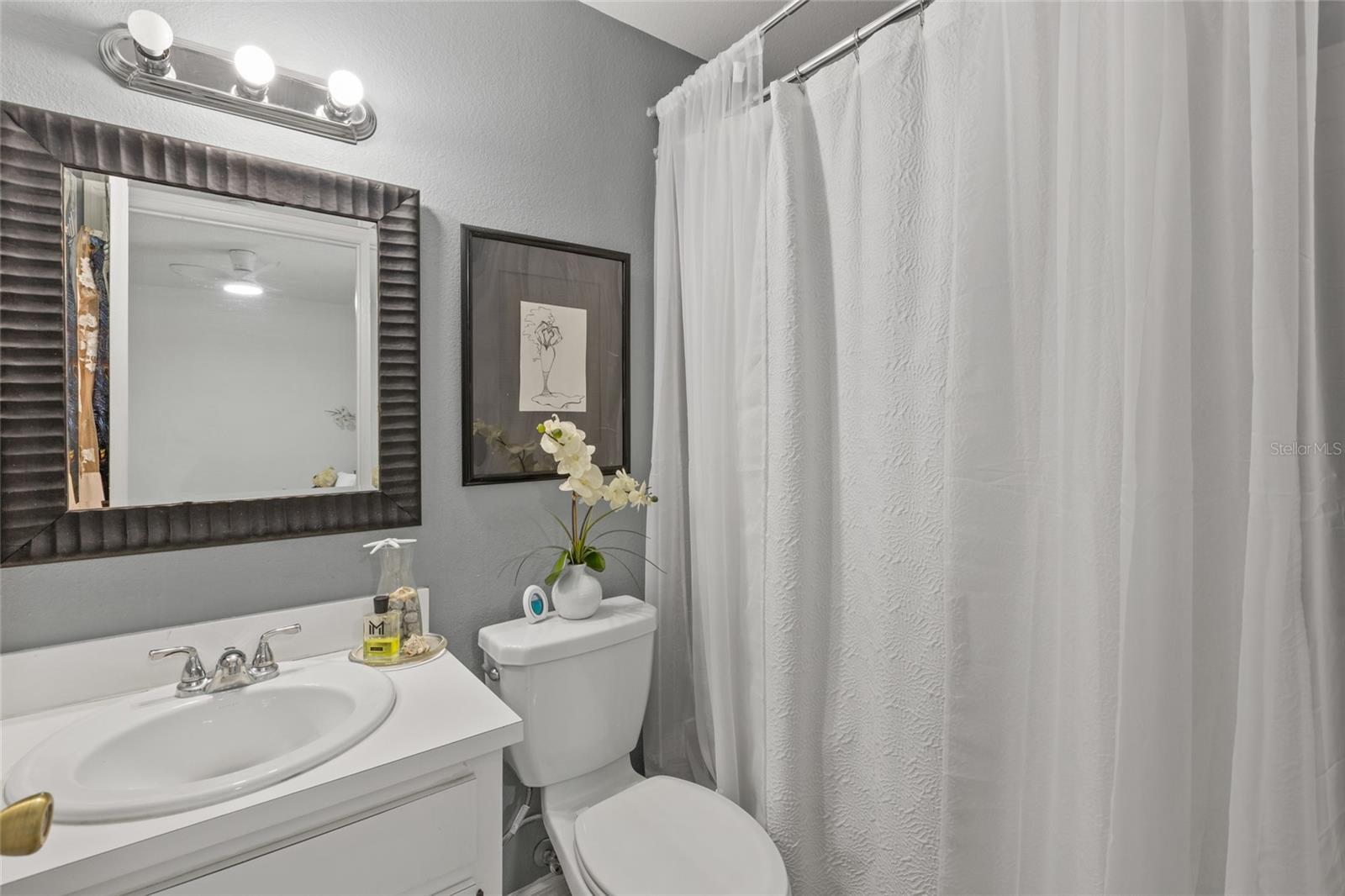 2430 Quail Run Blvd Property Photo 22