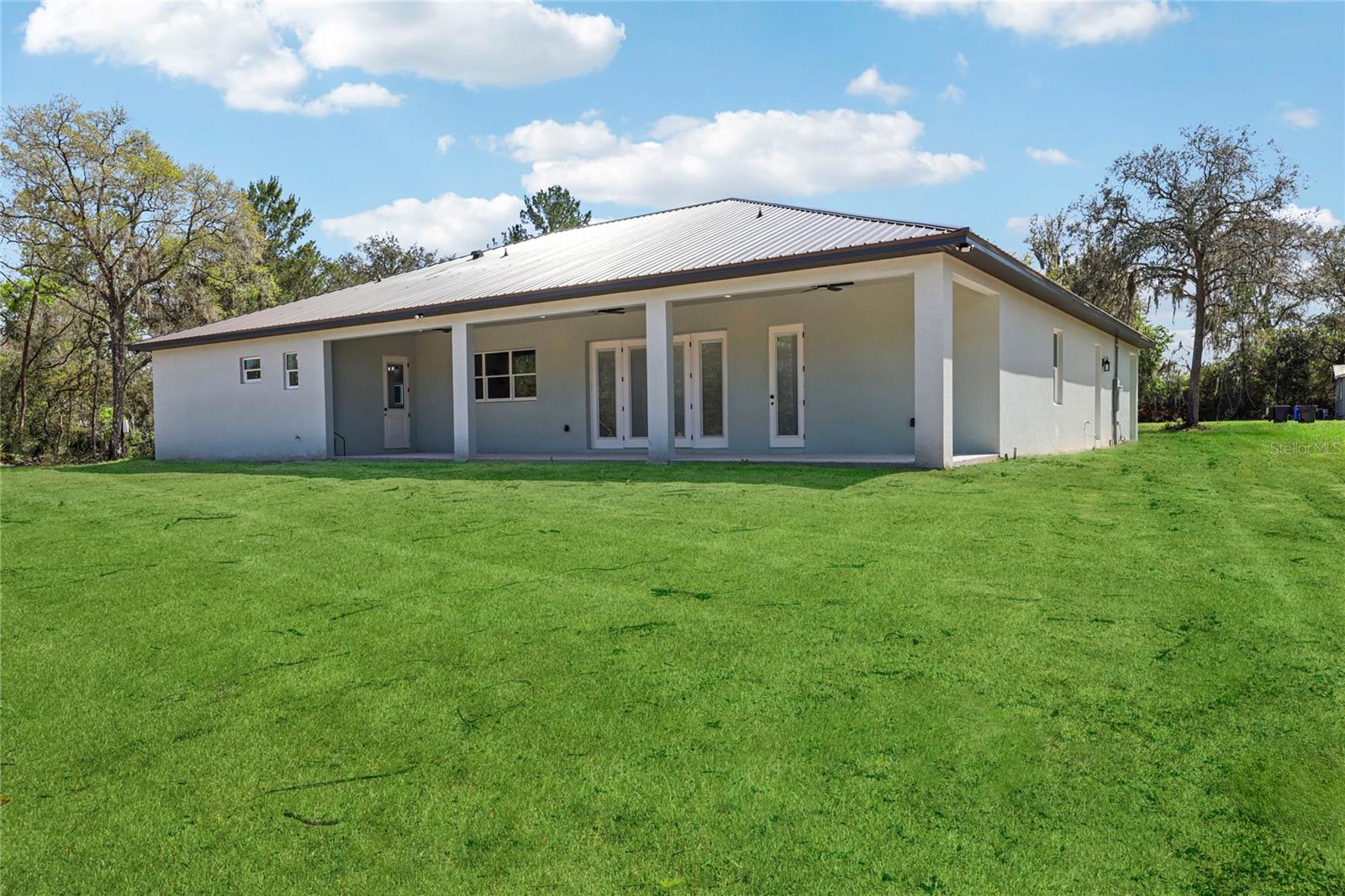 351 Mitnik Dr Property Photo 7