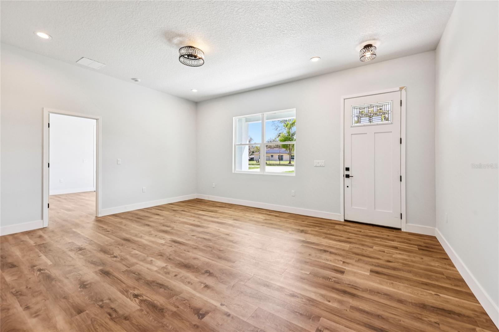 351 Mitnik Dr Property Photo 19