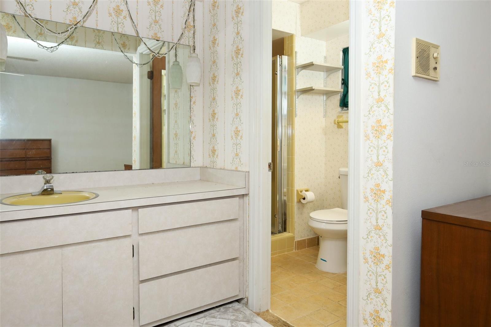 504 Ridgewood St Property Photo 28