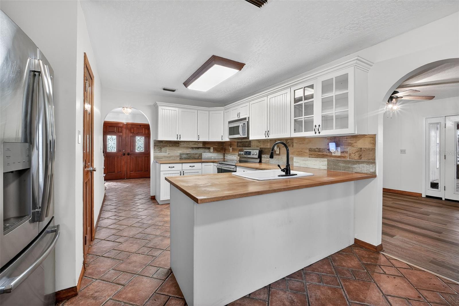 3380 Lionel Rd Property Photo 12