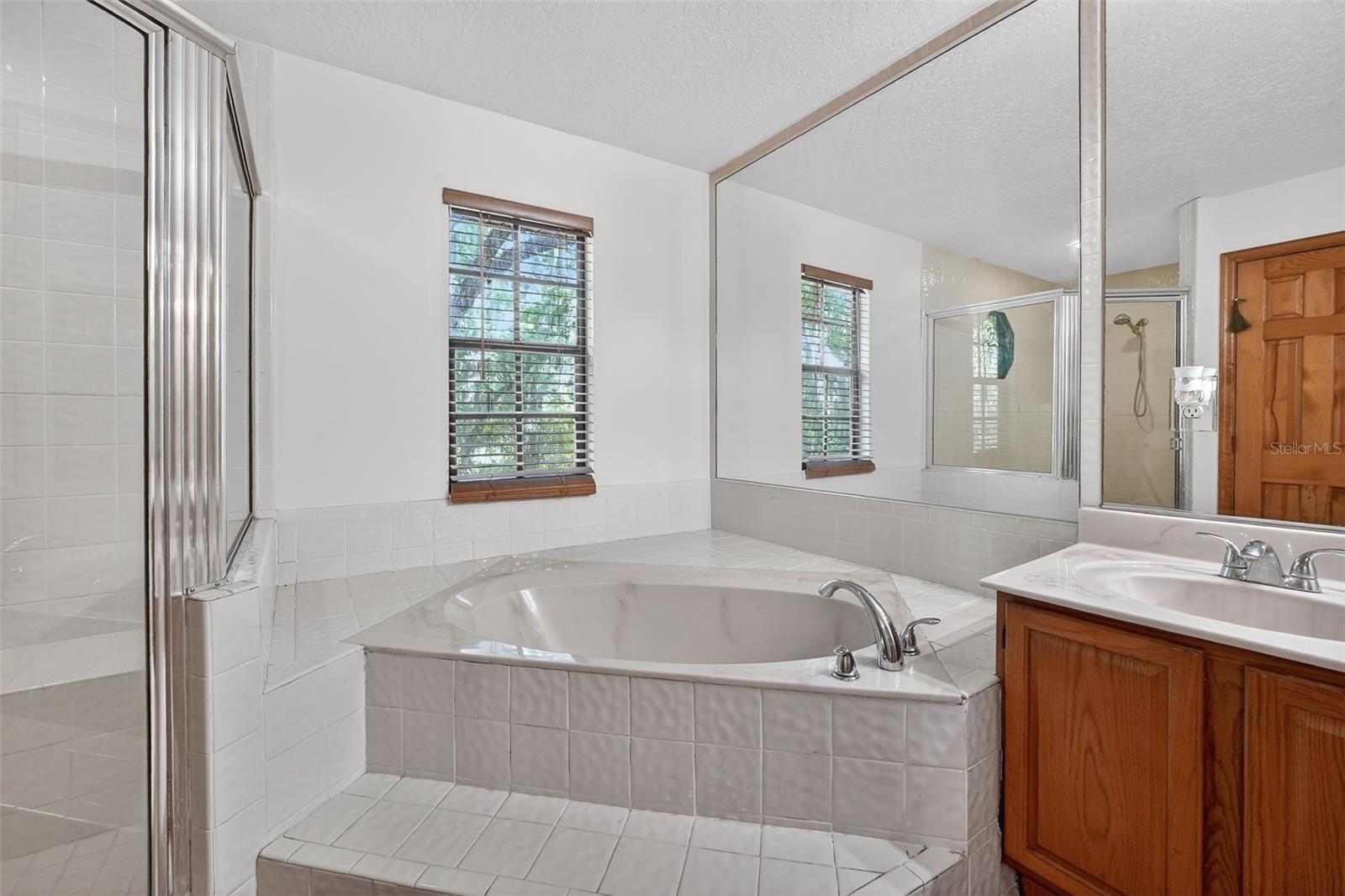 3380 Lionel Rd Property Photo 27