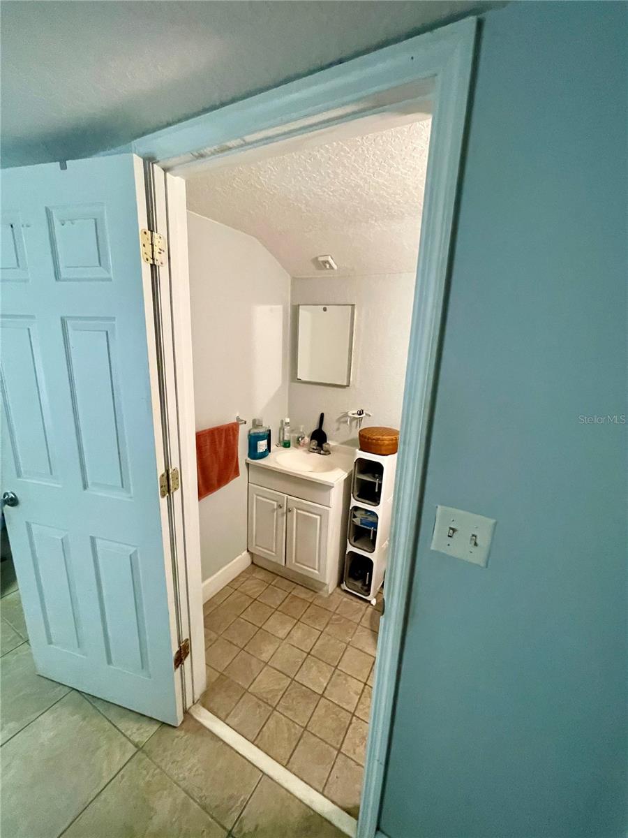 5075 Central Ave Property Photo 40