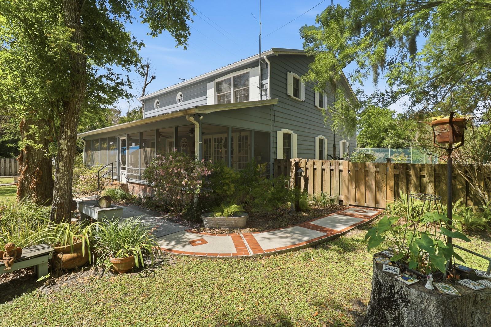 6491 Spruce Creek Rd Property Photo 37
