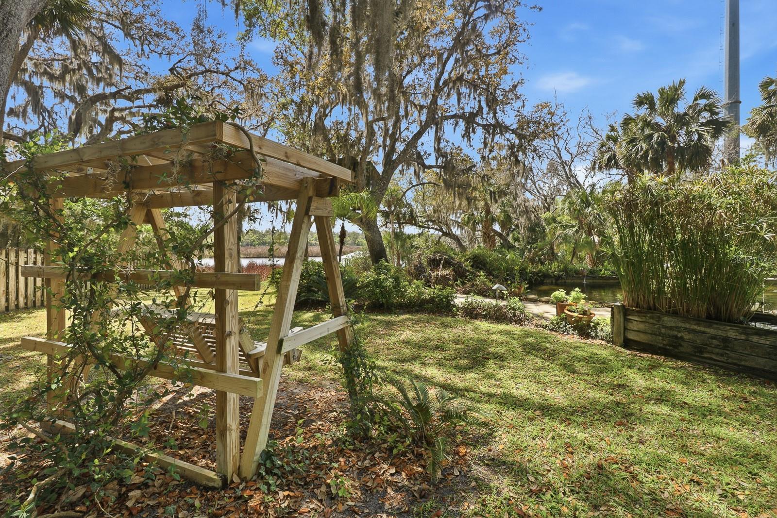 6491 Spruce Creek Rd Property Photo 44