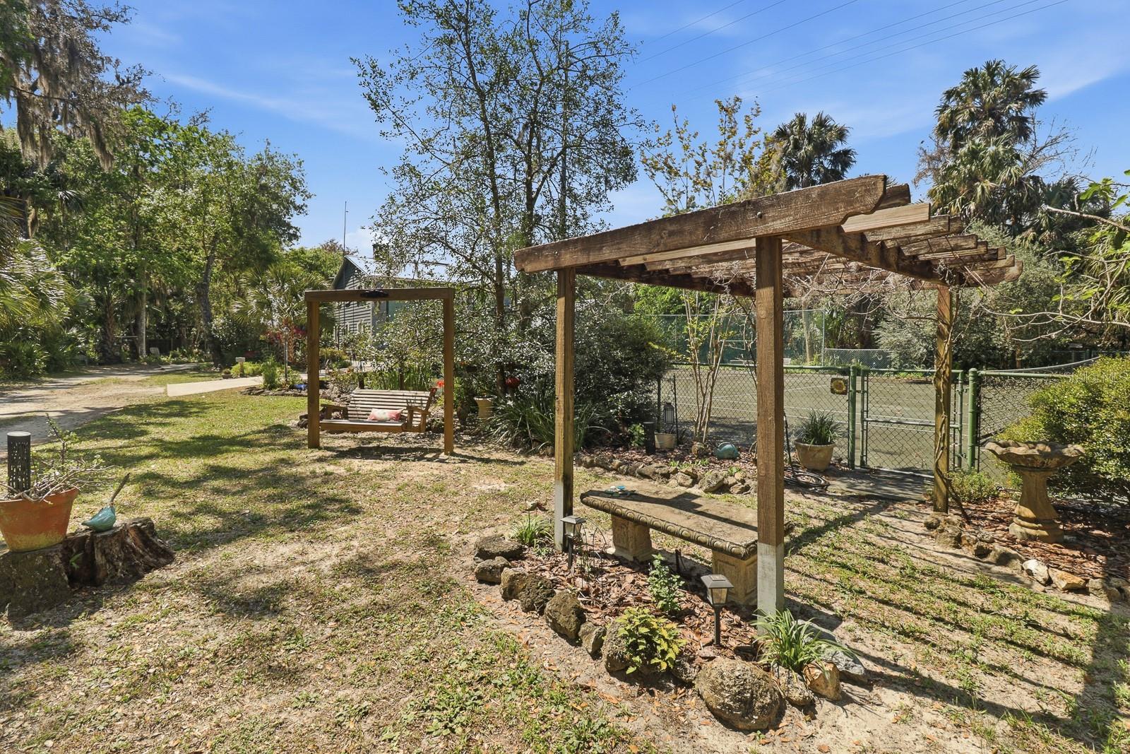 6491 Spruce Creek Rd Property Photo 49