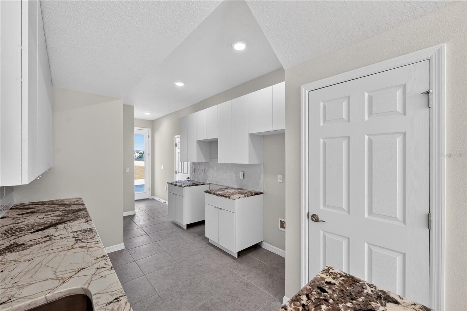 172 Holly Village Dr Property Photo 25