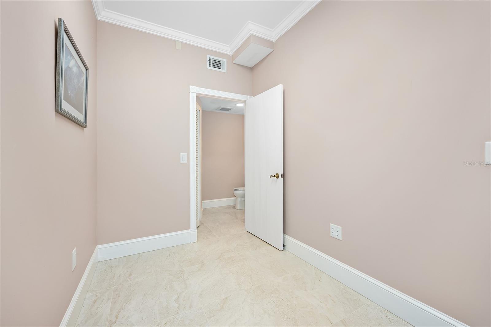 974 S Nova Rd Property Photo 39