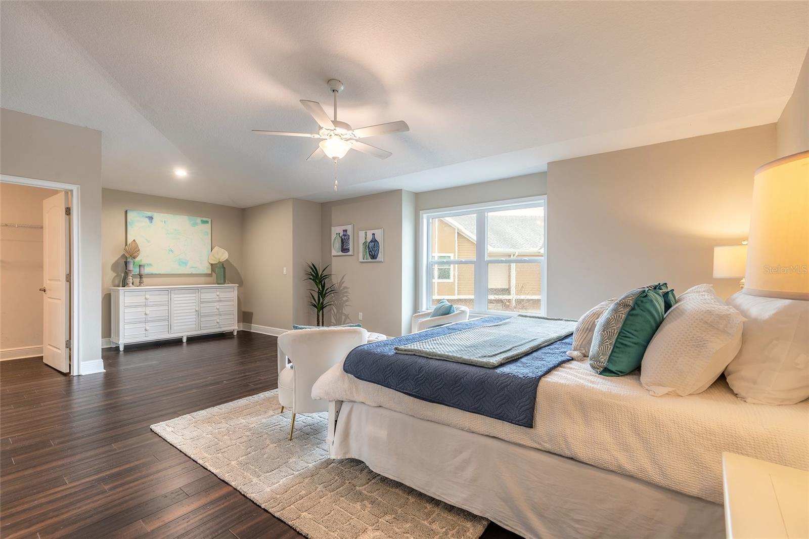 V4948207 Property Photo 23