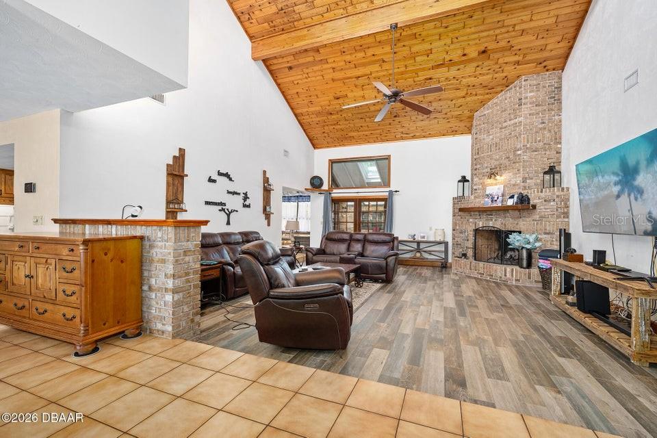 85 Shadowcreek Way Property Photo 6