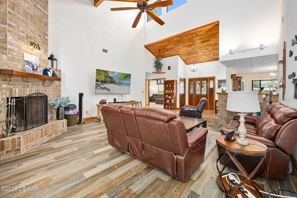85 Shadowcreek Way Property Photo 8