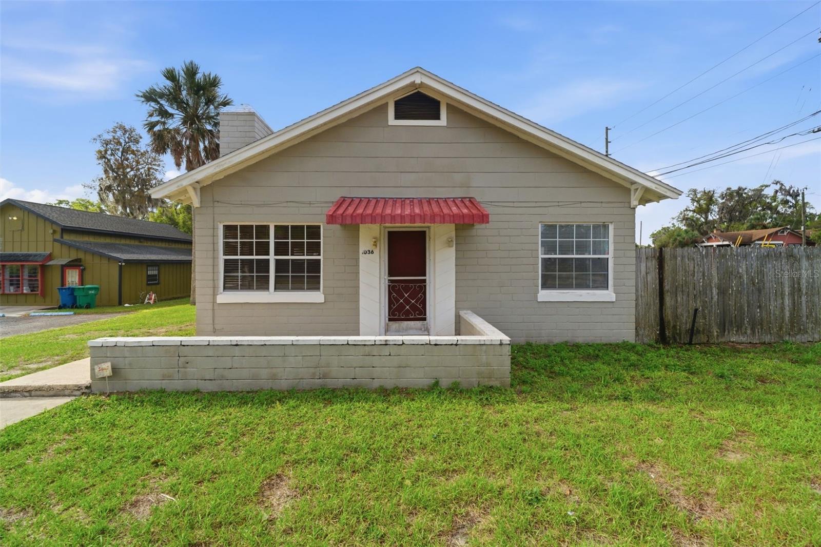 1030 Camphor Ln Property Photo 24