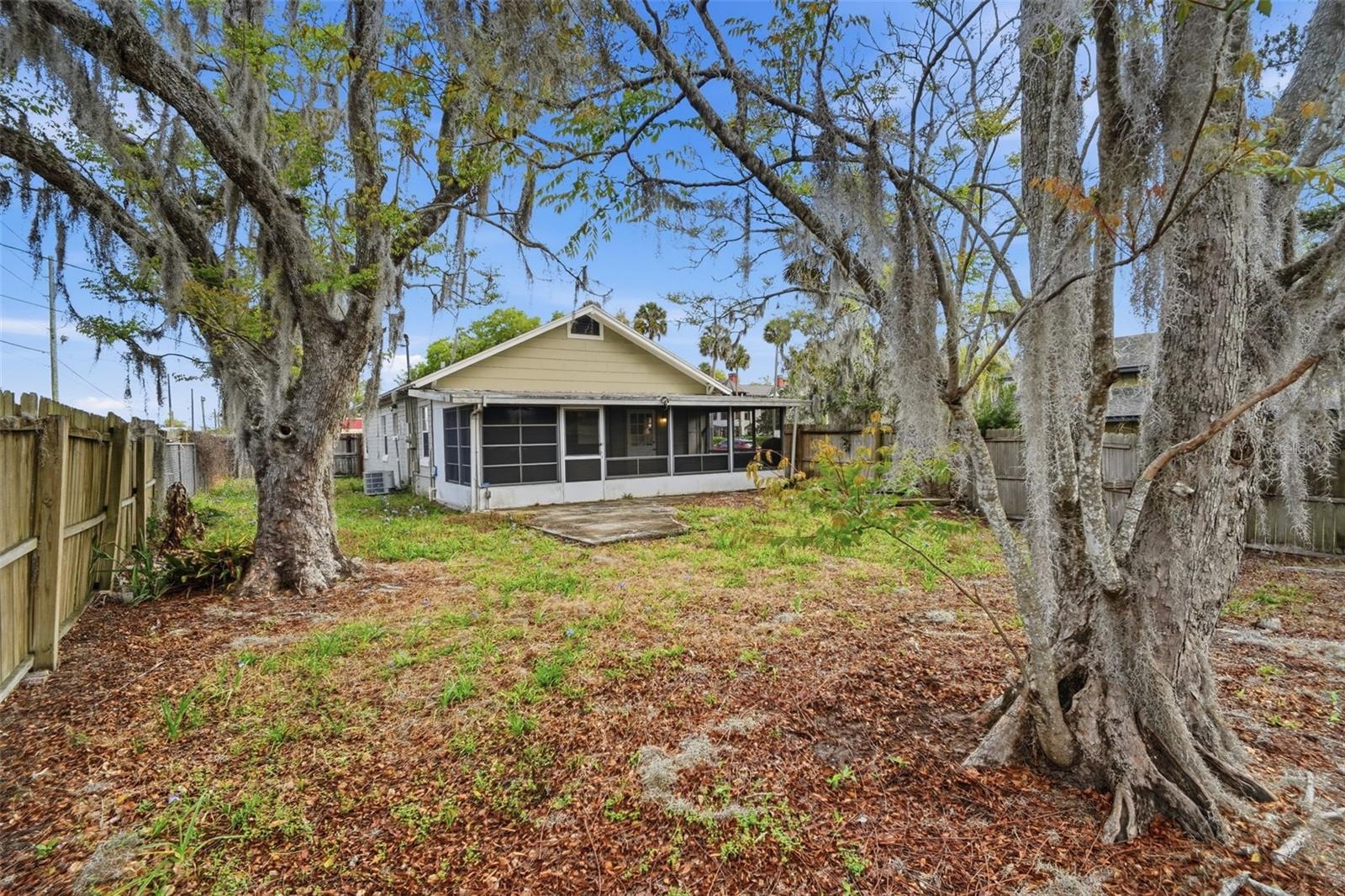 1030 Camphor Ln Property Photo 38