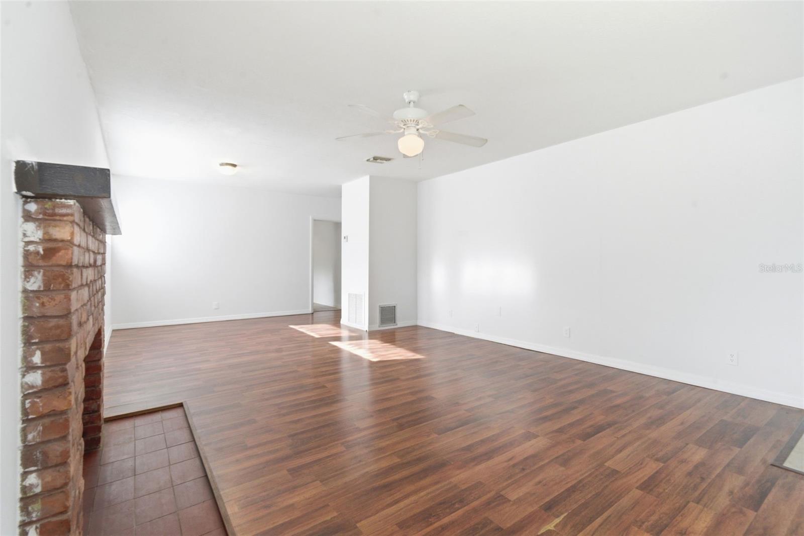 1030 Camphor Ln Property Photo 40
