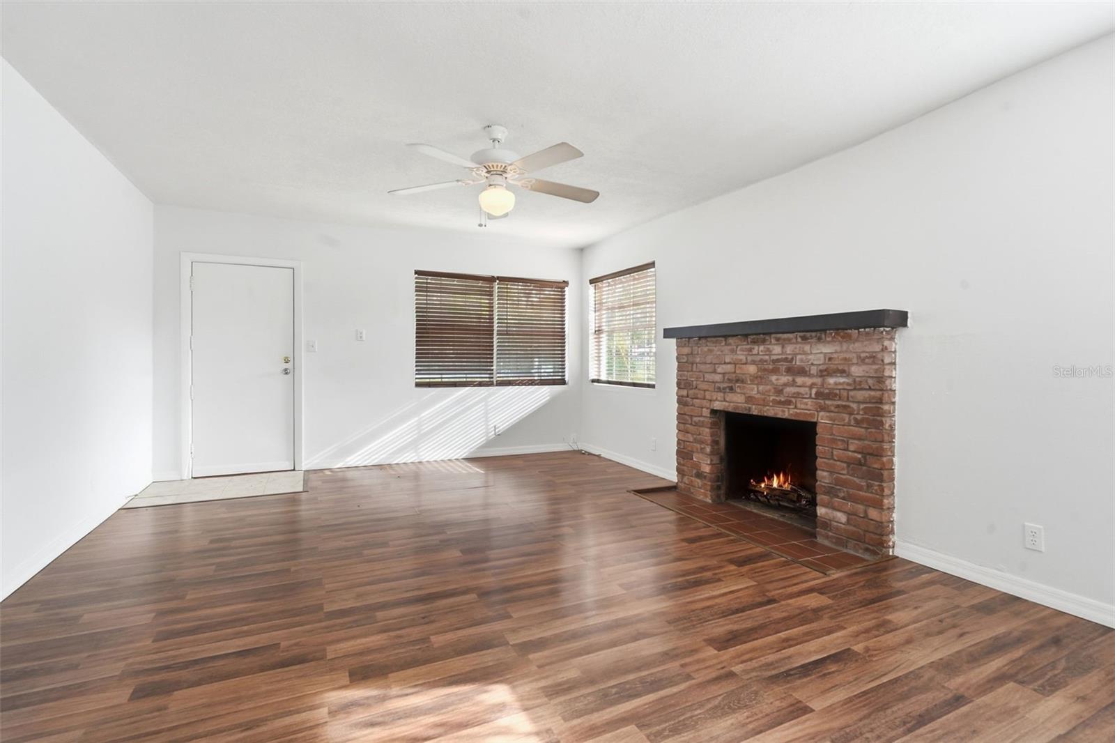 1030 Camphor Ln Property Photo 42