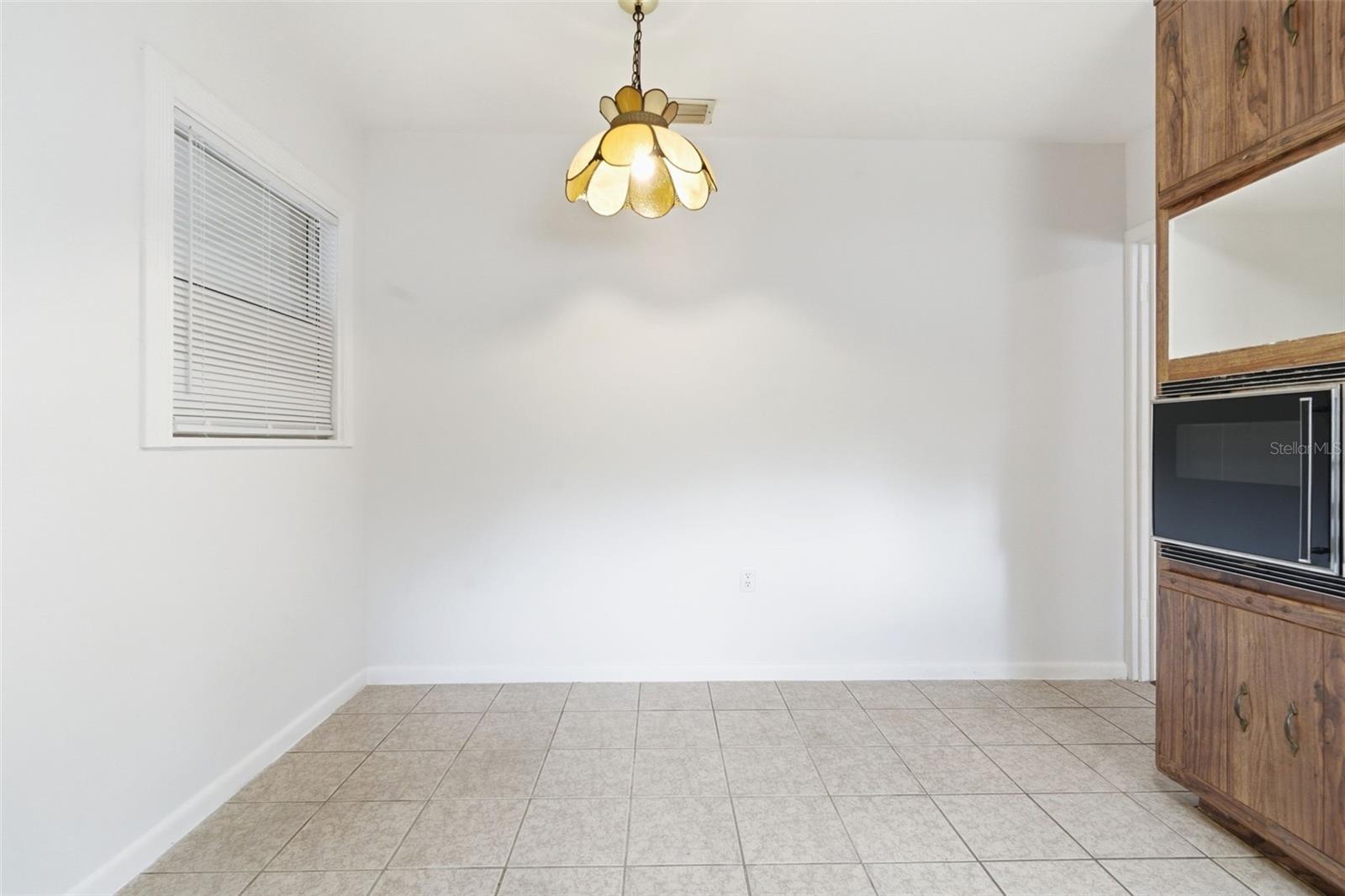 1030 Camphor Ln Property Photo 48