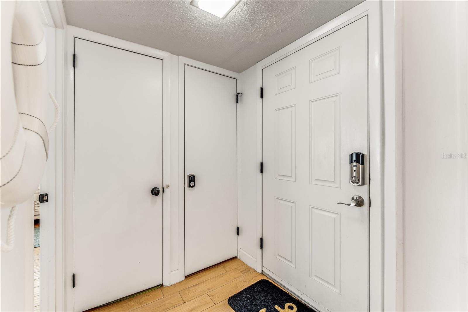 935 Ocean Shore Blvd #303 Property Photo 4