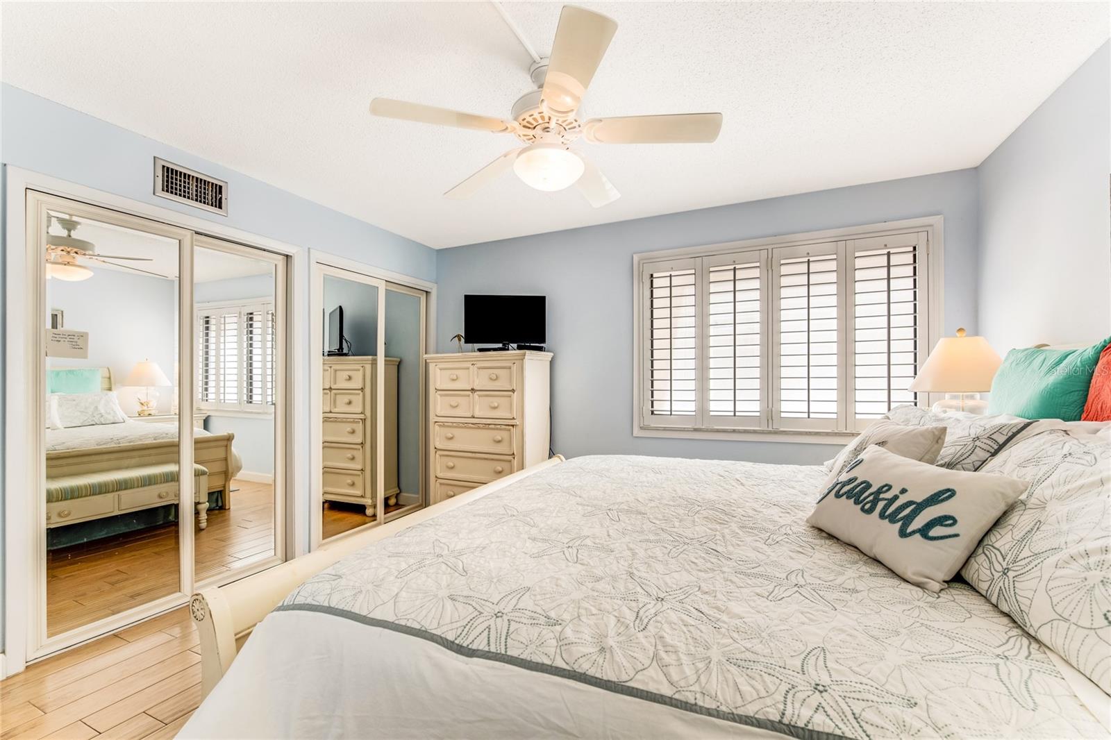 935 Ocean Shore Blvd #303 Property Photo 8